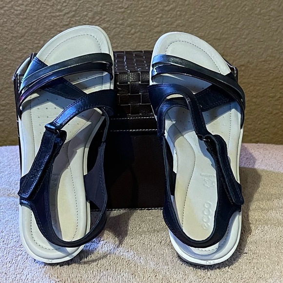 ECCO Women's Felicia Sandal Wedge 39 - Picture 2 of 6